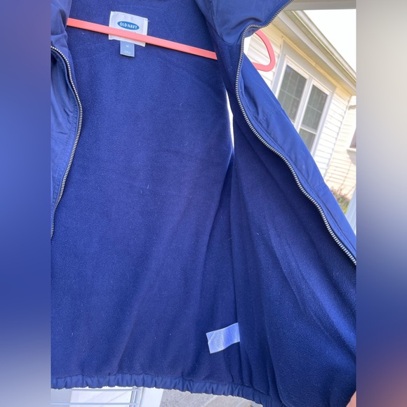 Puffer Vest - Picture 3 of 11